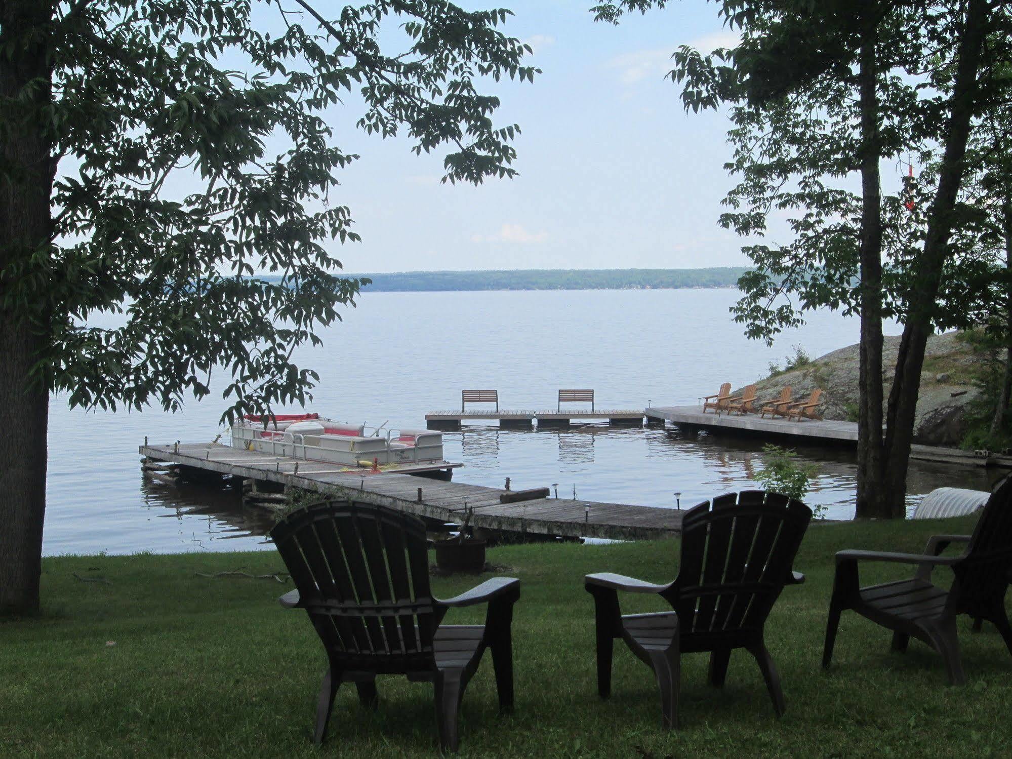 Edgewater Motel And Campground Temiskaming Shores Exterior foto